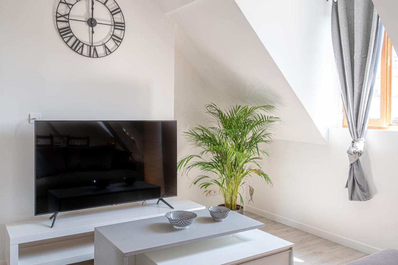 T3 Lumineux Proche Chateau Tout Equipe Rambouillet Exteriör bild